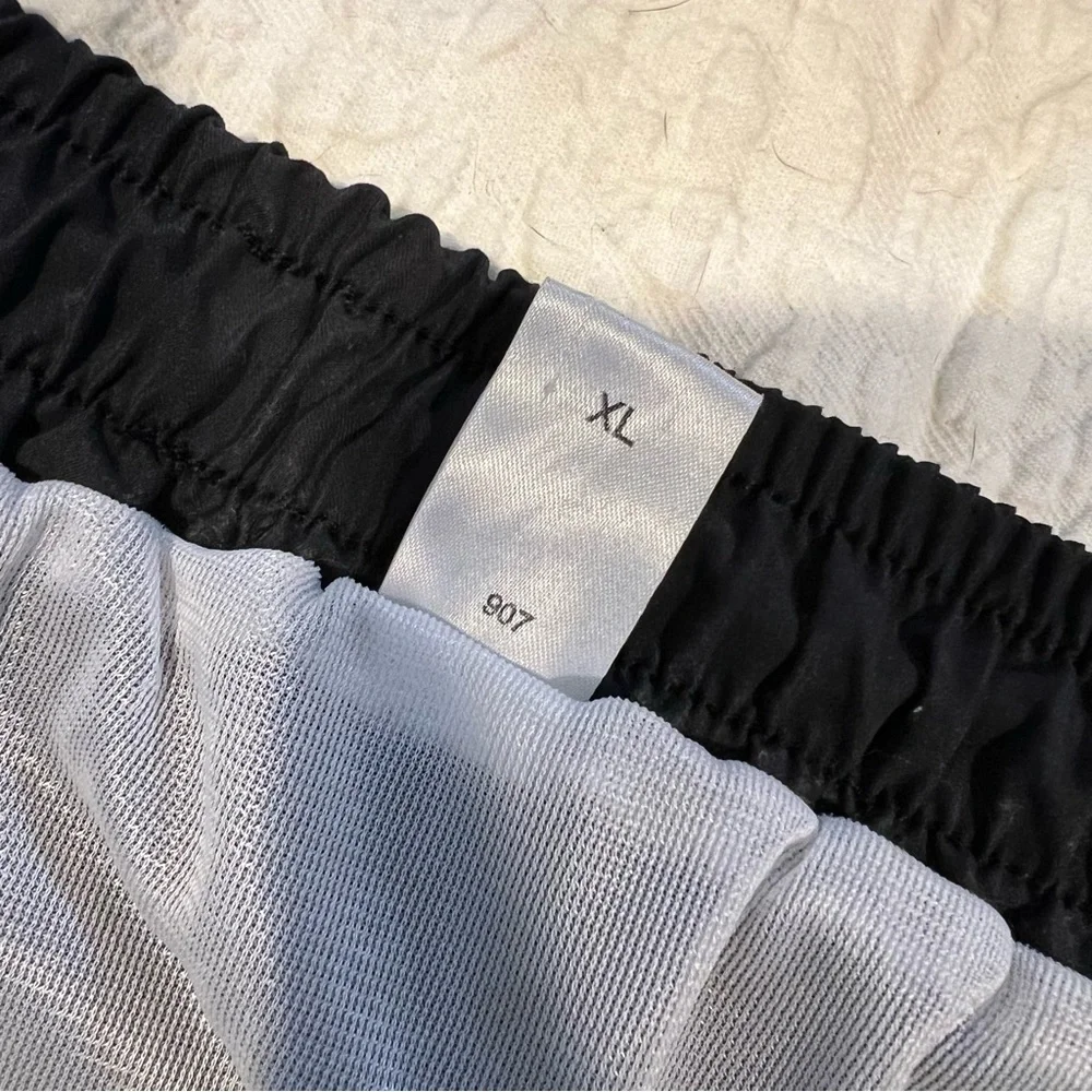 🩷 Sun Man Black Swim Trunks Bathing Suit - Size XL